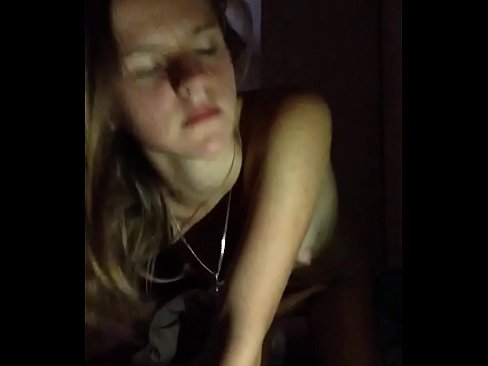 ❤️ 一個 女孩 自慰 和 cum ❌ 色情視頻 在我們 ☑